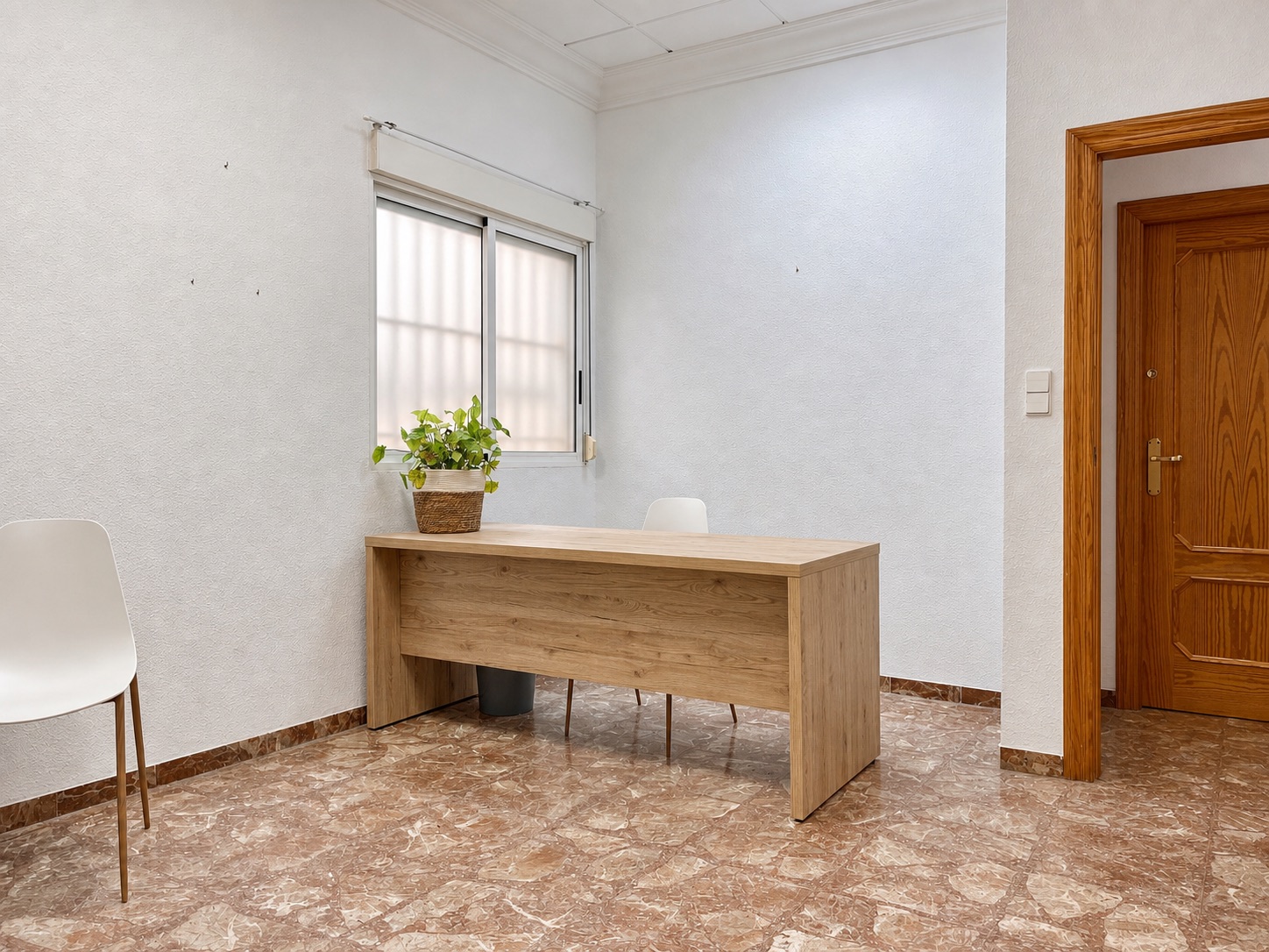 Despacho privado equipado en Coworking Petrer